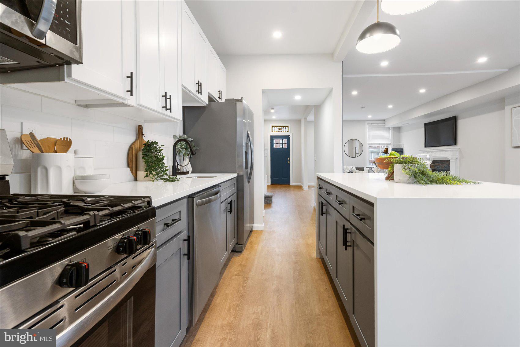 WAVERLY - Residential