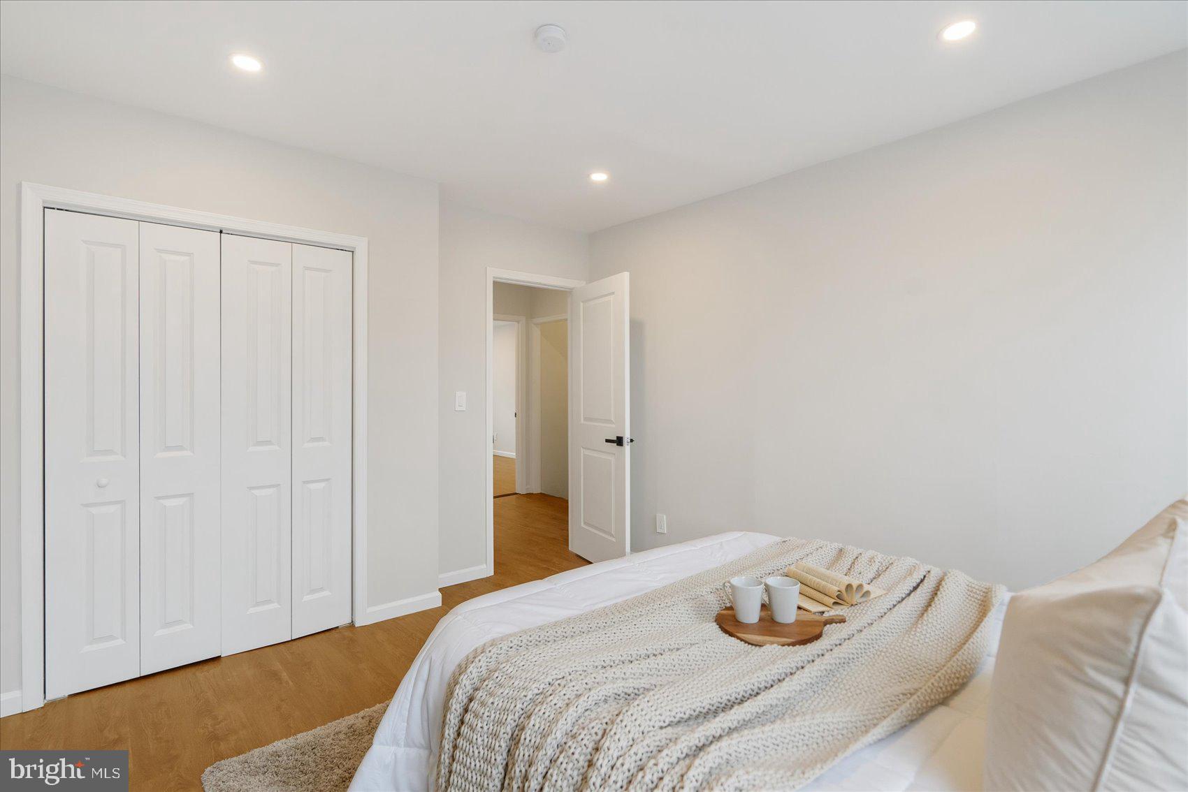 WAVERLY - Residential