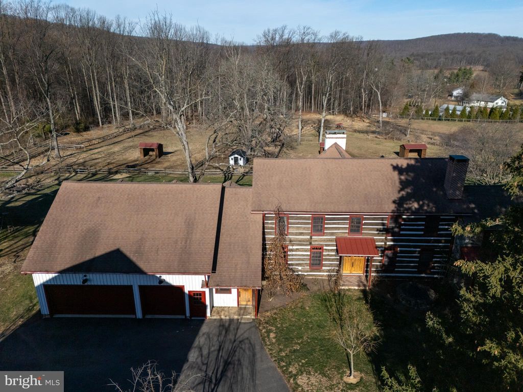 Photo of 201 Pine Swamp Road, ELVERSON, PA 19520 (MLS # PACT2114620)