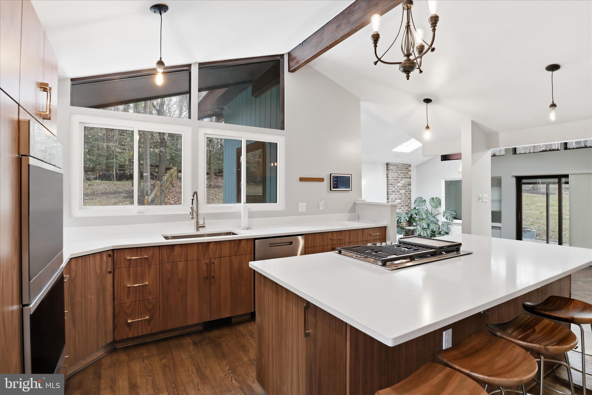 BOUNDBROOK - Residential