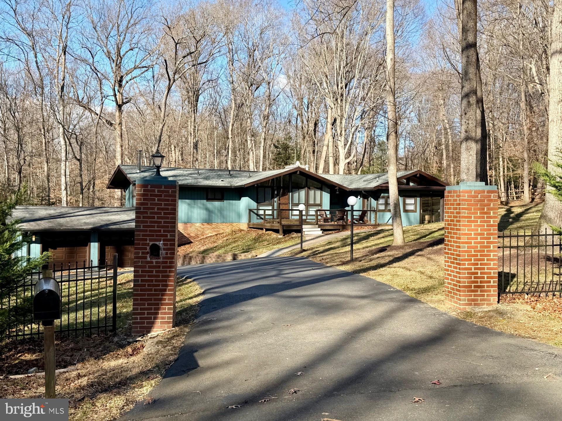 BOUNDBROOK - Residential