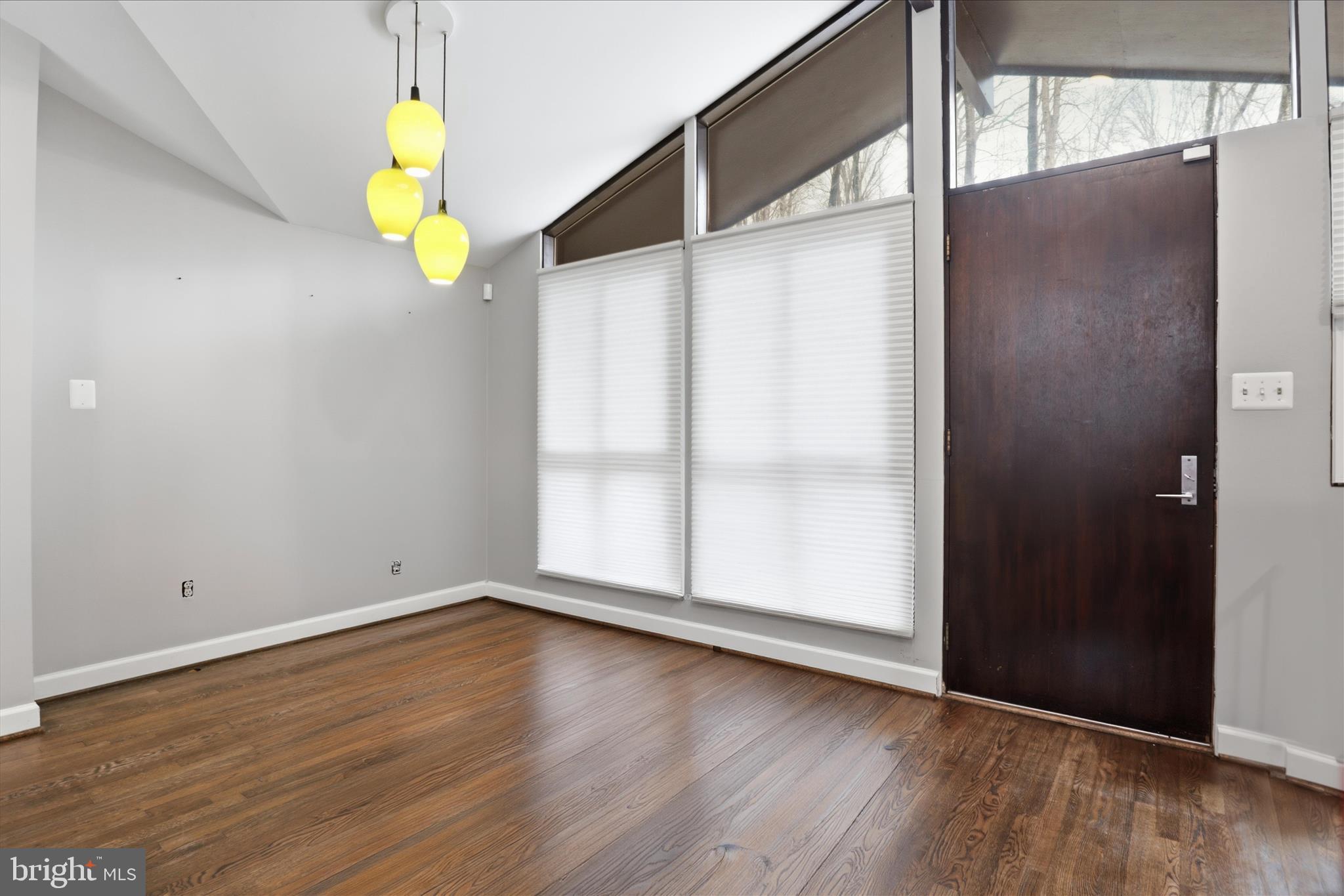 BOUNDBROOK - Residential