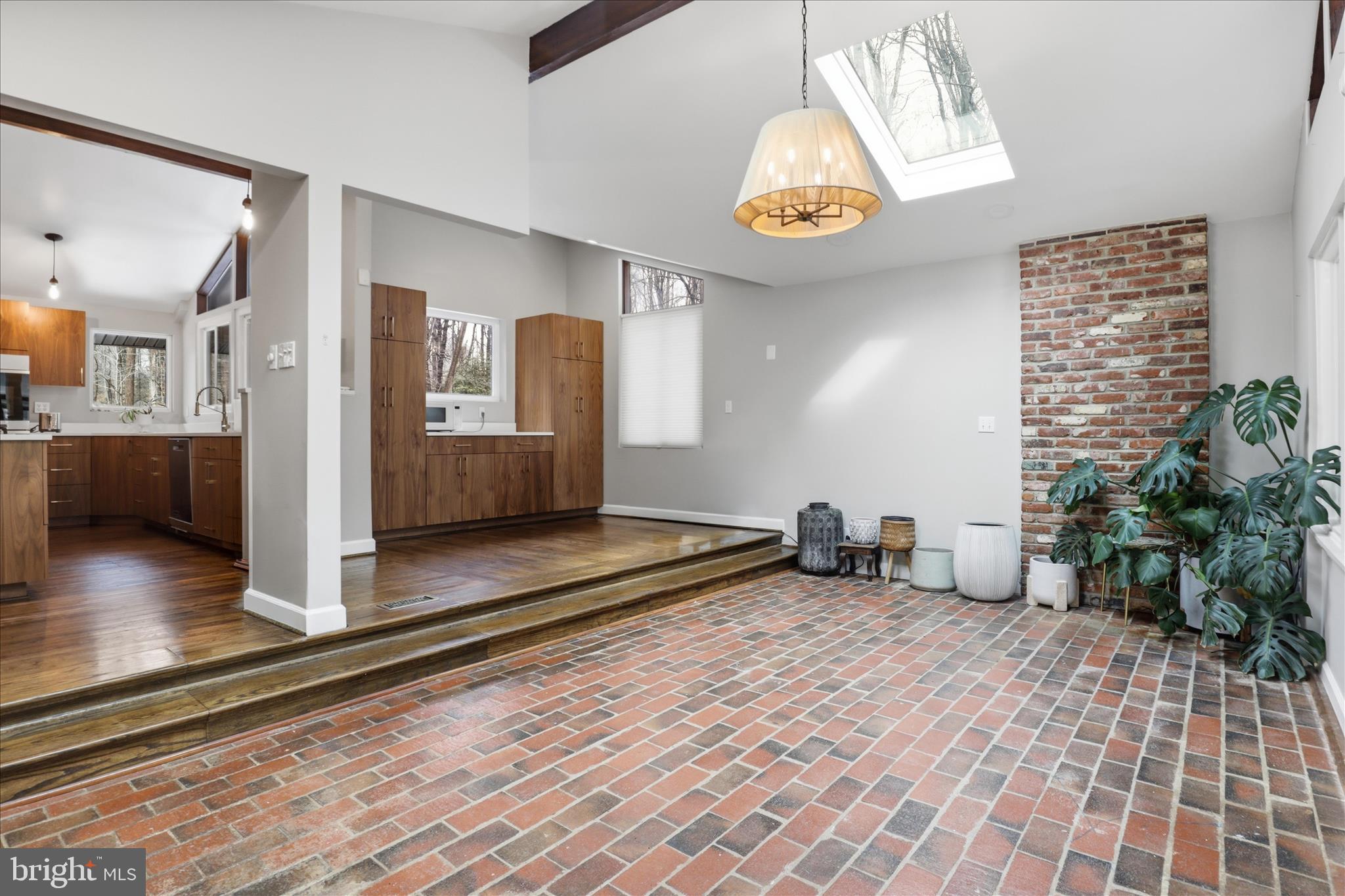 BOUNDBROOK - Residential