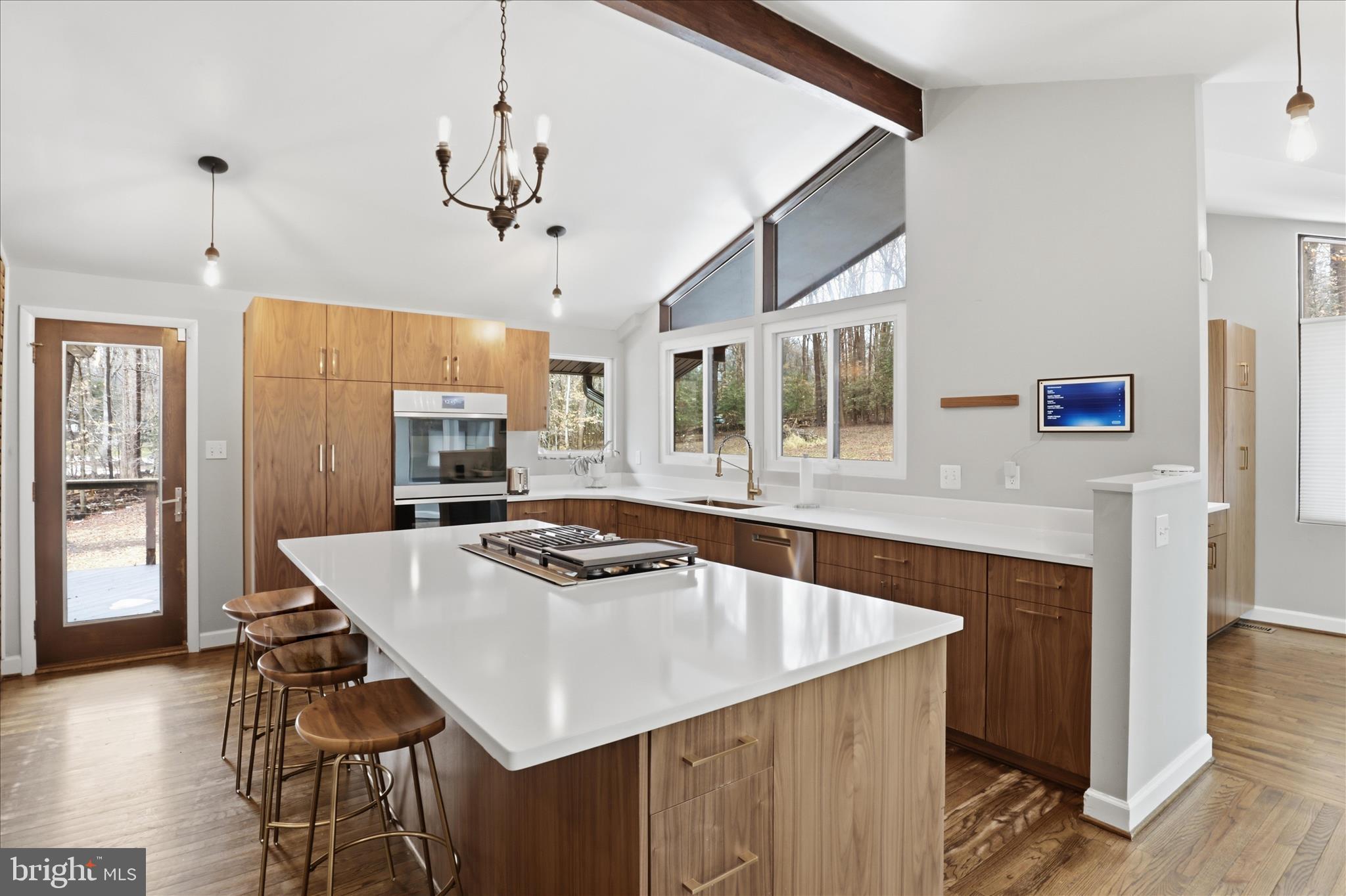 BOUNDBROOK - Residential