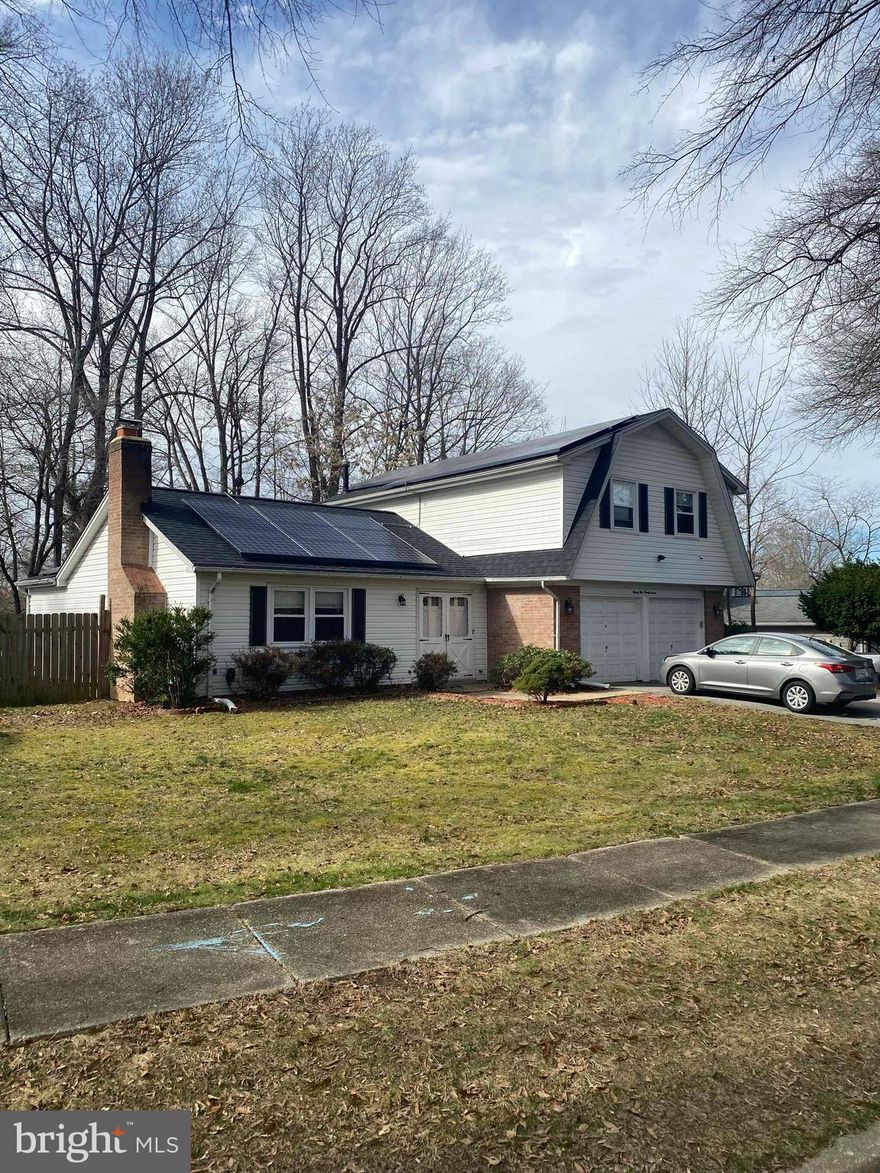 Check out this beautiful 3 Bedrooms, 2.5 Bathrooms, Den/office, large master suite with completely renovated bathroom with floating vanity, plenty of closet space, 2 additional custom designed bathrooms with Italian ceramic tile. Gorgeous kitchen with espresso color cabinets, granite countertops, large island, stainless steel appliances. Spacious backyard. Attached 2 car garage, solar panels.