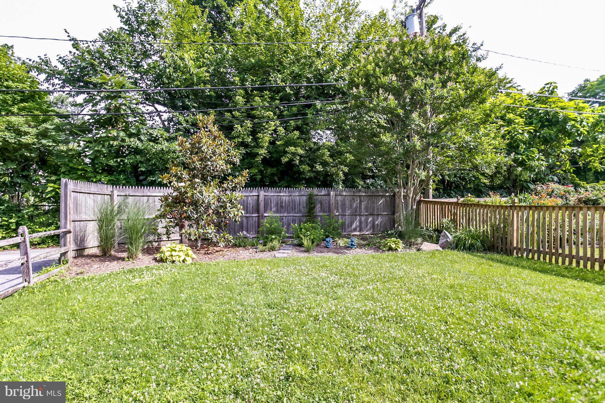 GREATER HOMELAND HISTORIC DISTRICT - Residential