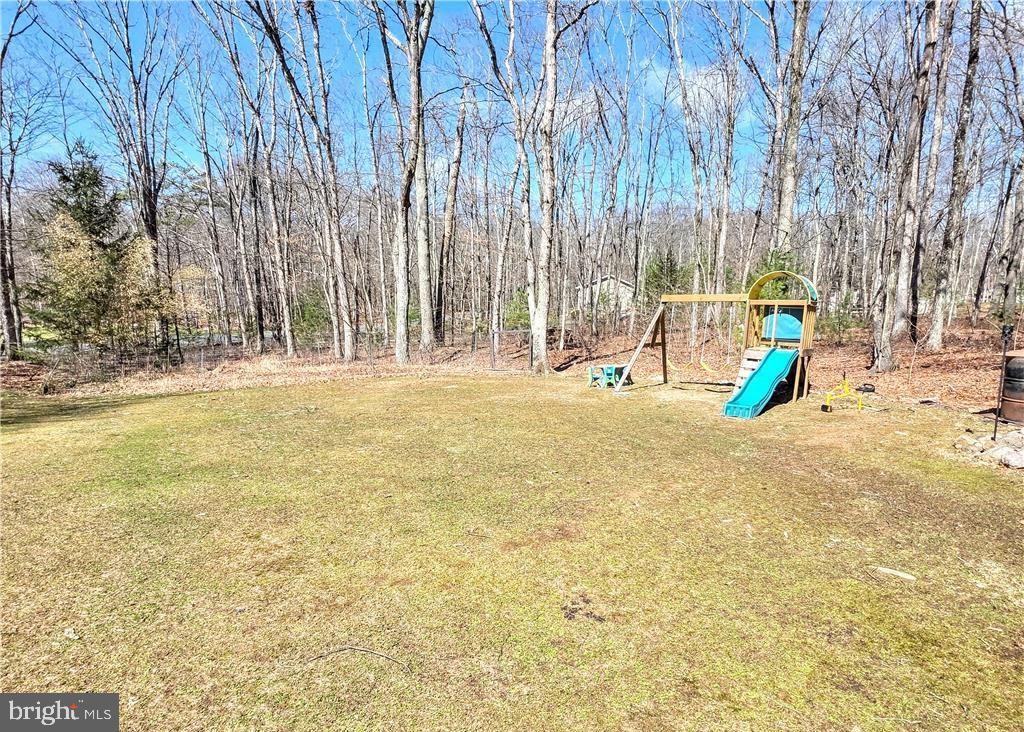 BELTZVILLE LAKE ESTATES - Residential