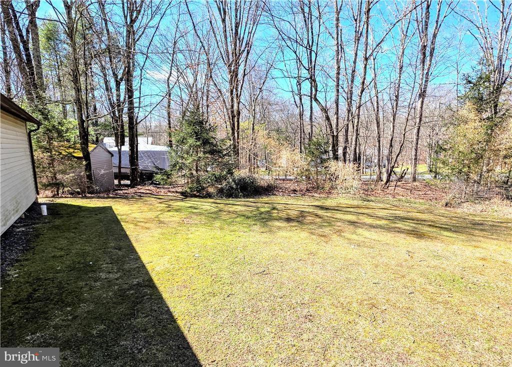 BELTZVILLE LAKE ESTATES - Residential