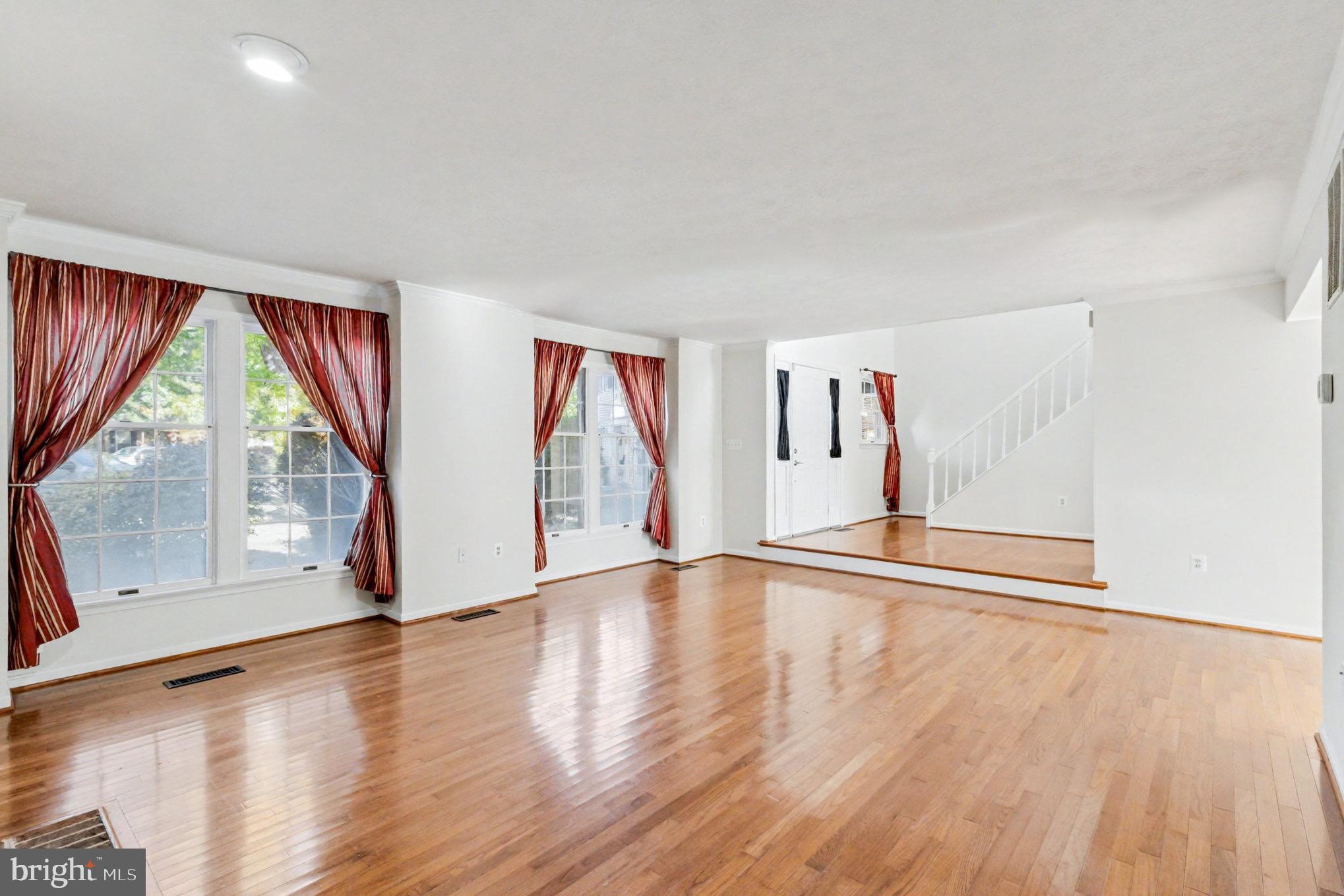 5503 TEAK COURT