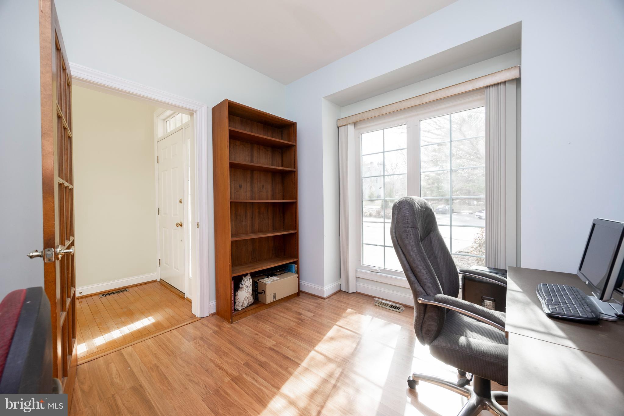 DAYLESFORD LAKE - Residential