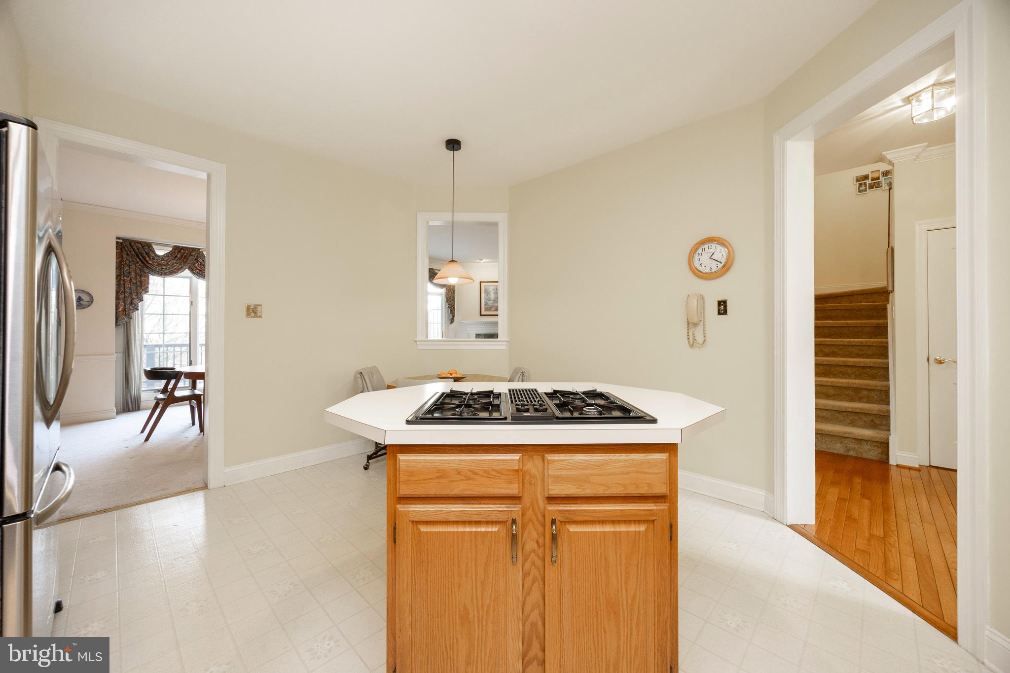 DAYLESFORD LAKE - Residential