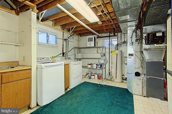 GROVE AVENUE - Residential Lease