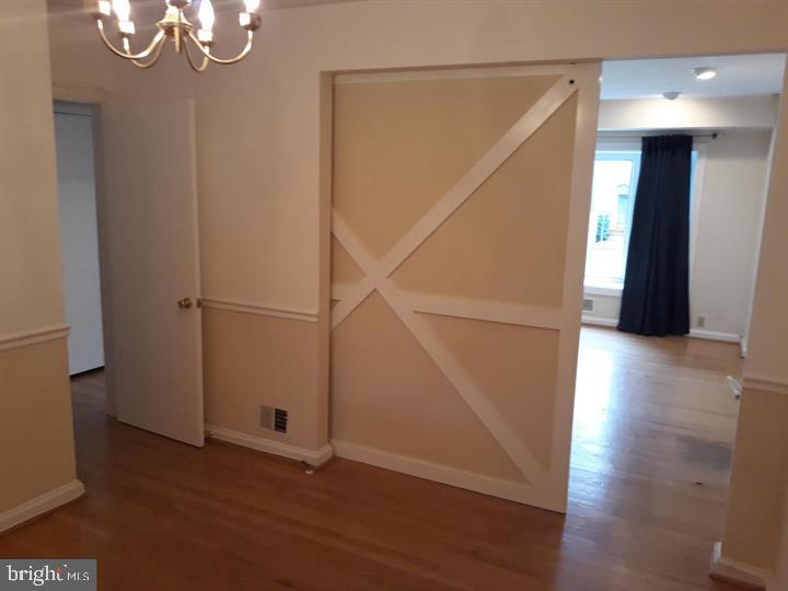 GROVE AVENUE - Residential Lease