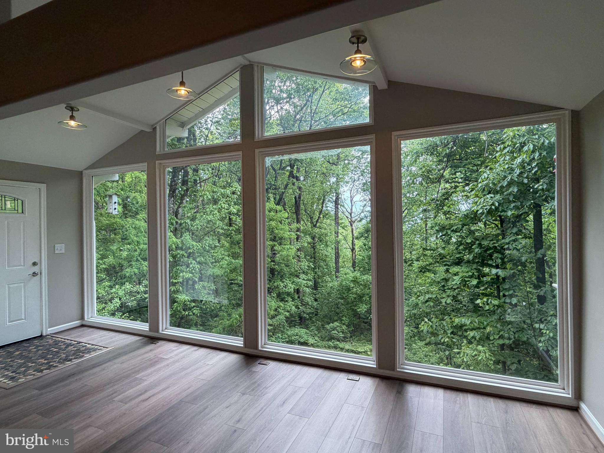 BLUE MOUNTAIN - Residential