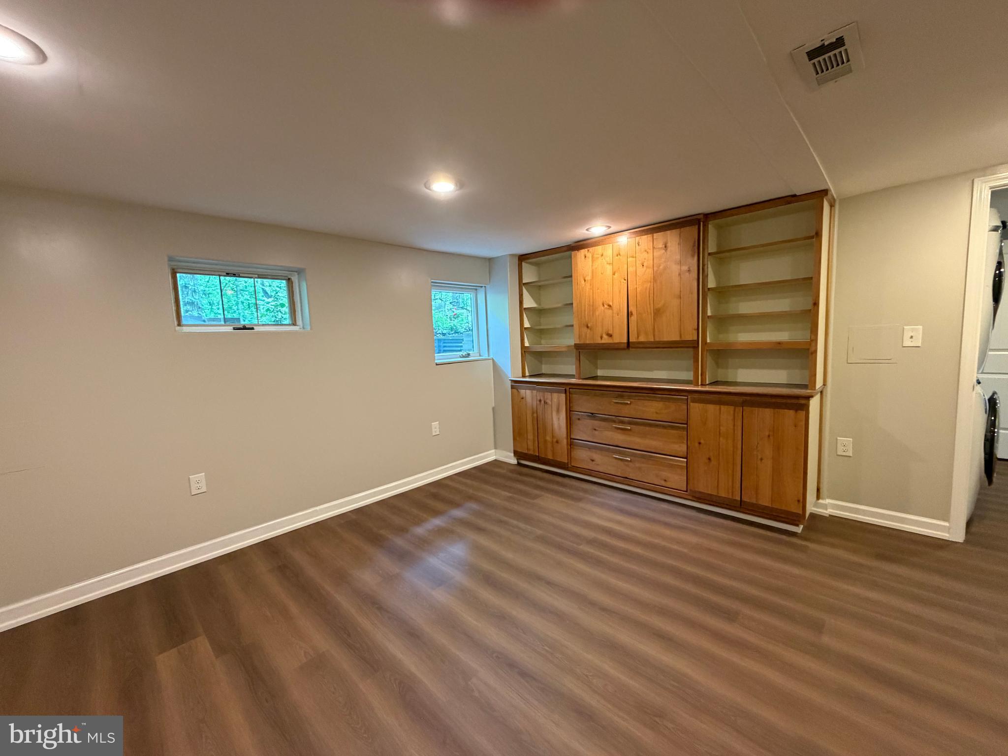 BLUE MOUNTAIN - Residential