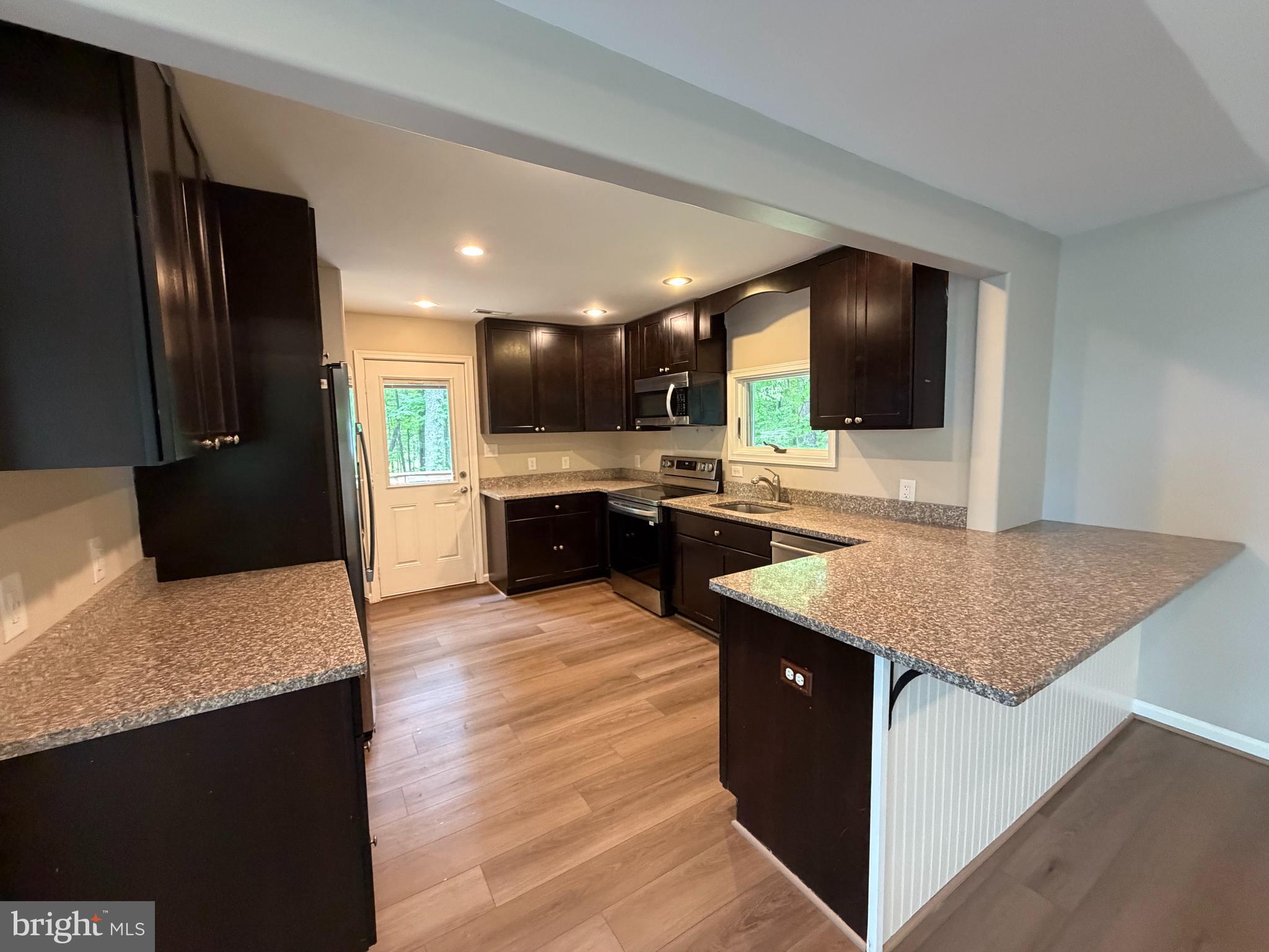 BLUE MOUNTAIN - Residential