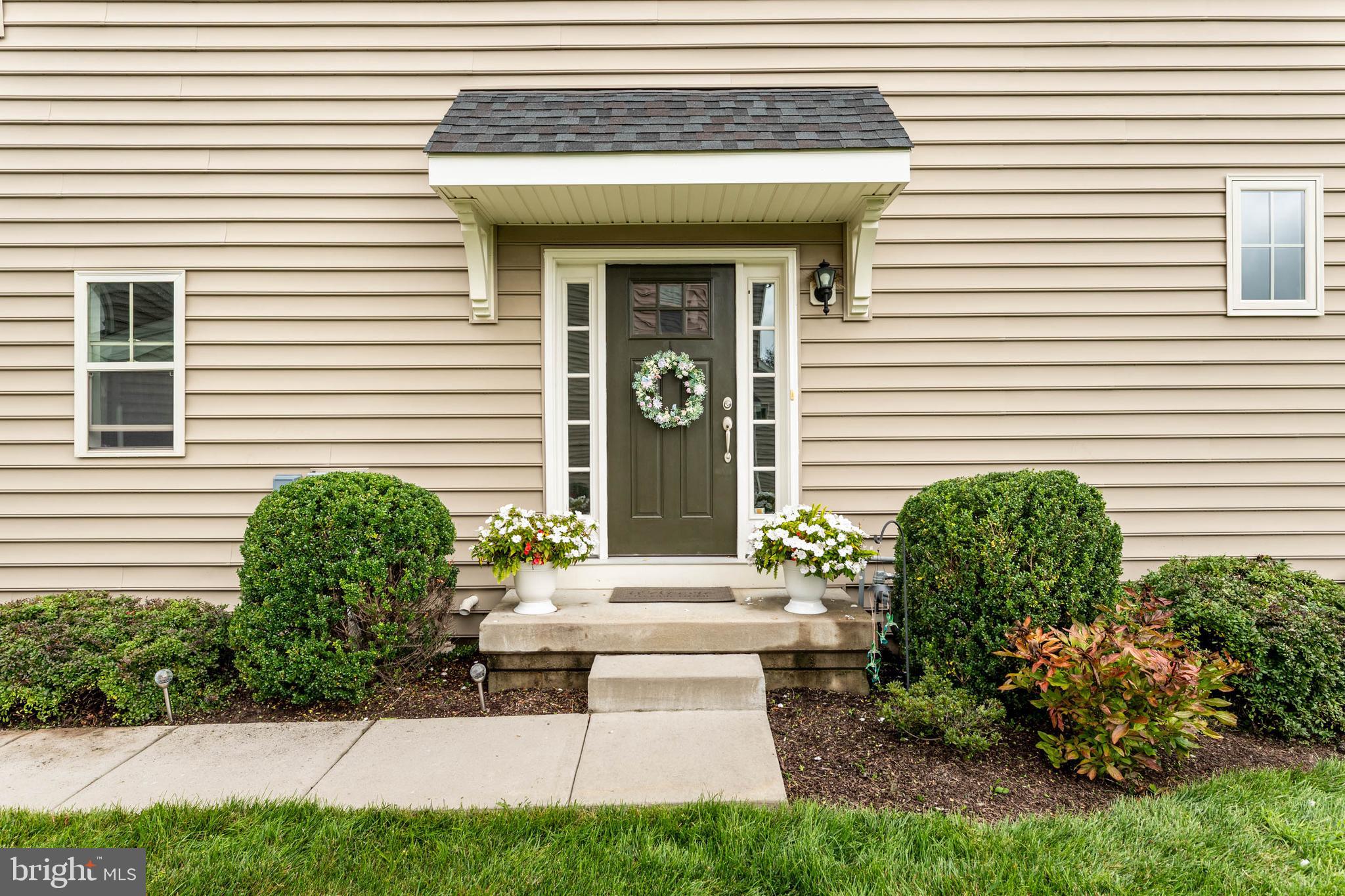 225 KESTREL COURT