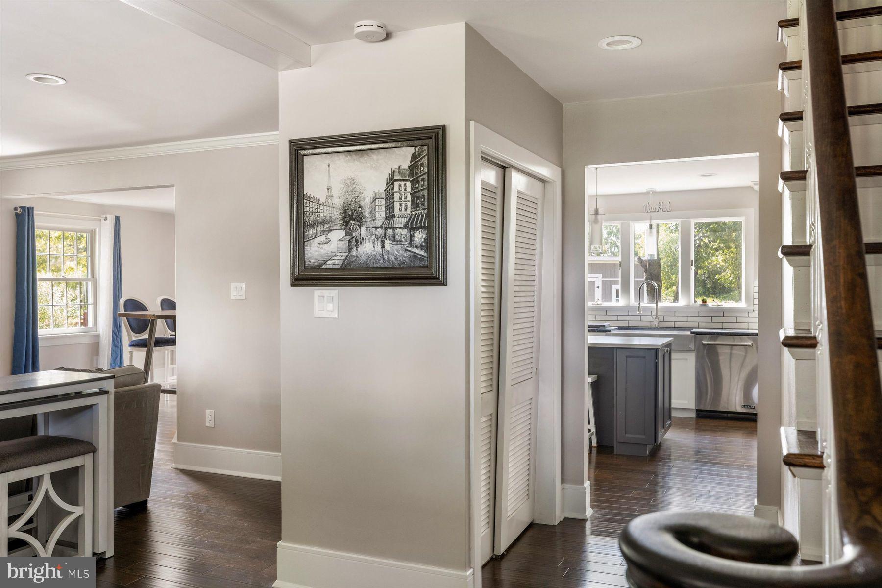 PINEVILLE - Residential