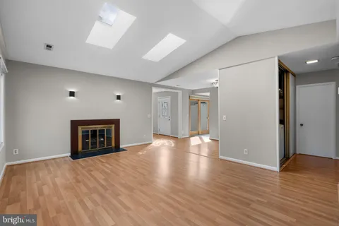 MLS: MDMC2163982