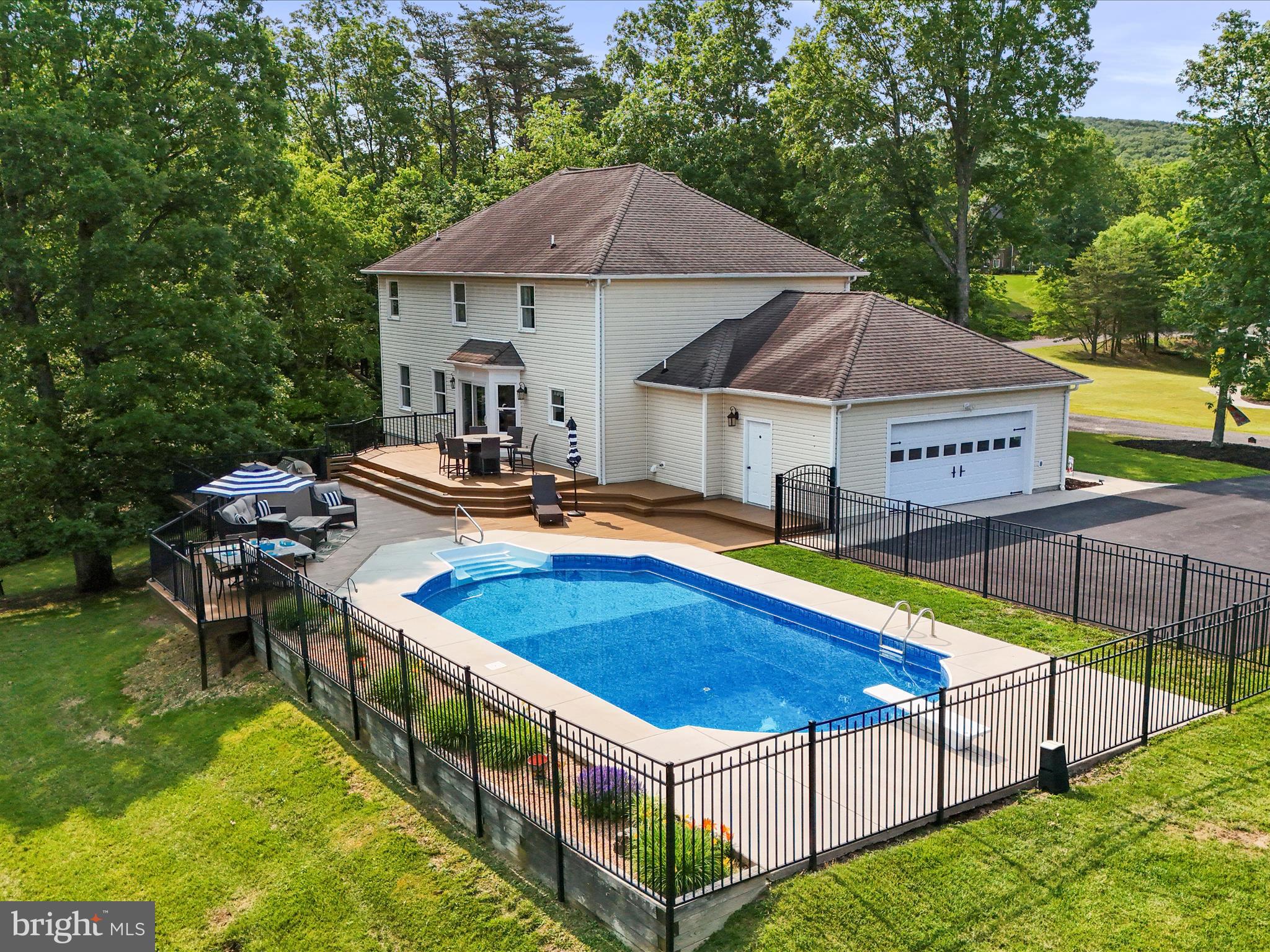 SOUTH HILLS - Residential