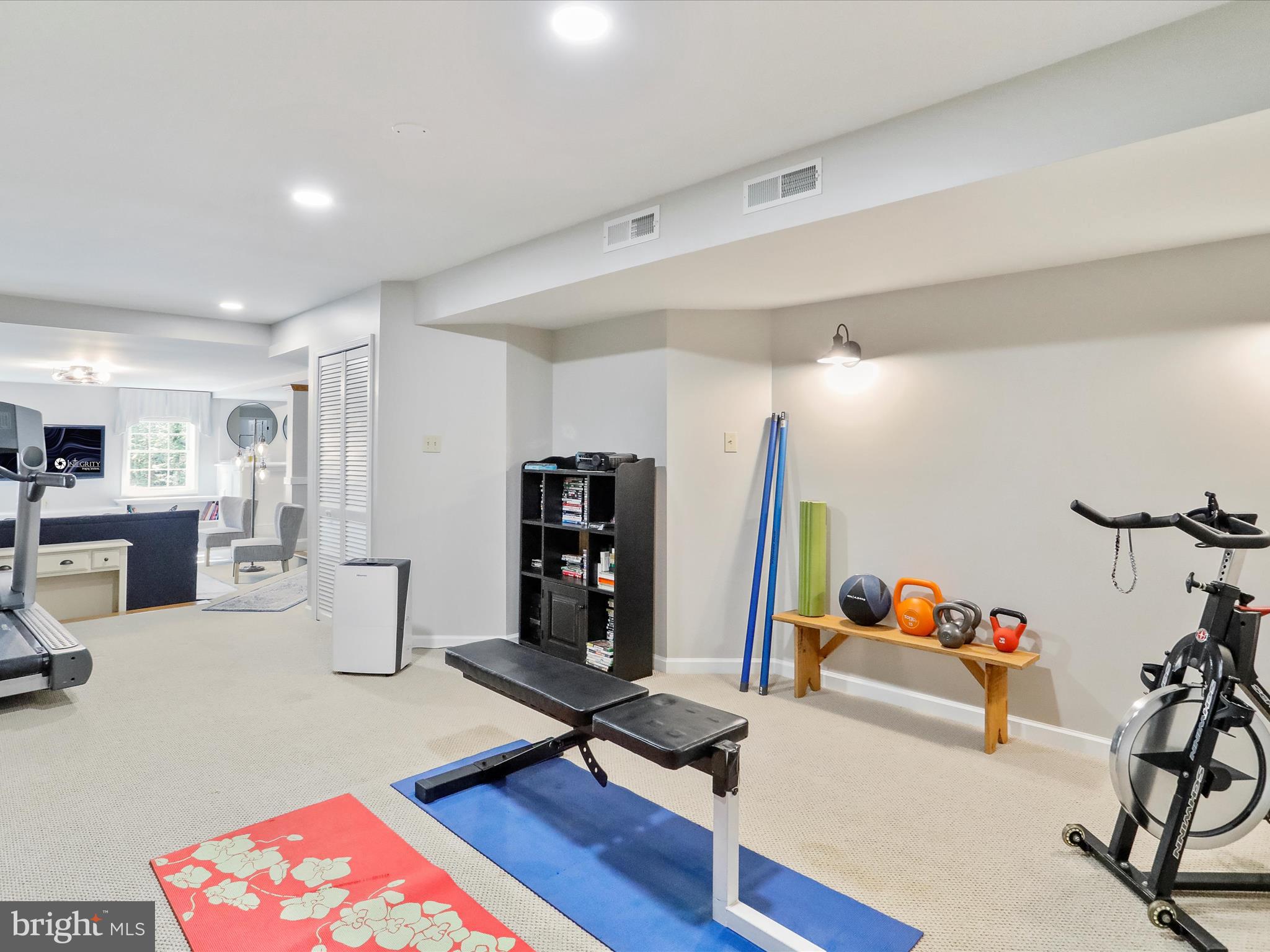 SOUTH HILLS - Residential