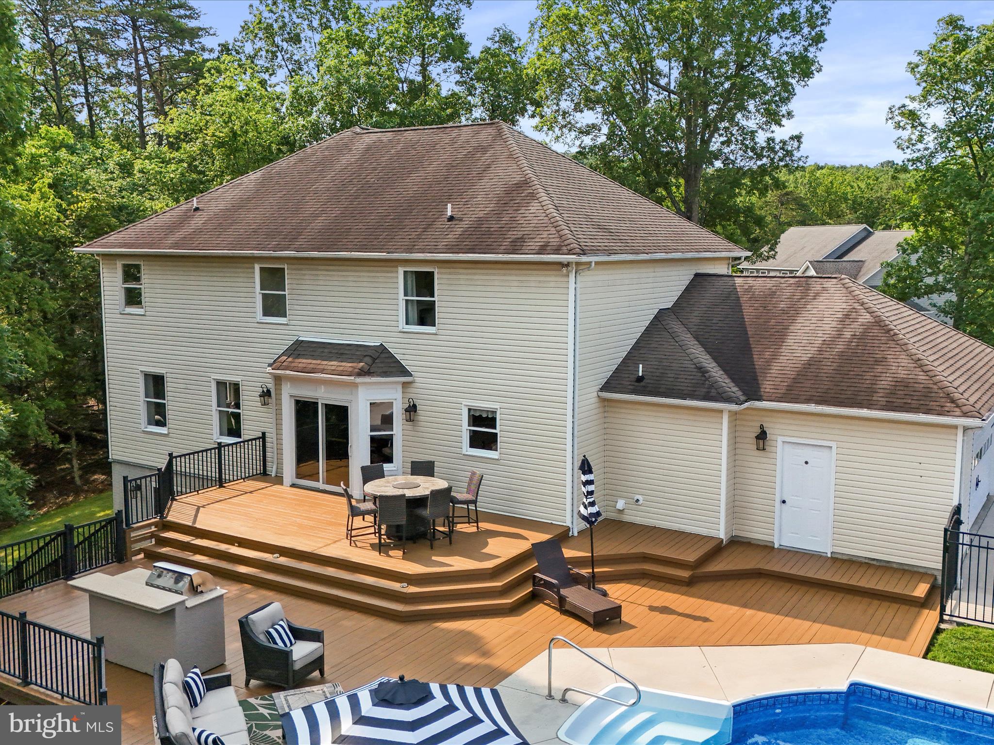 SOUTH HILLS - Residential