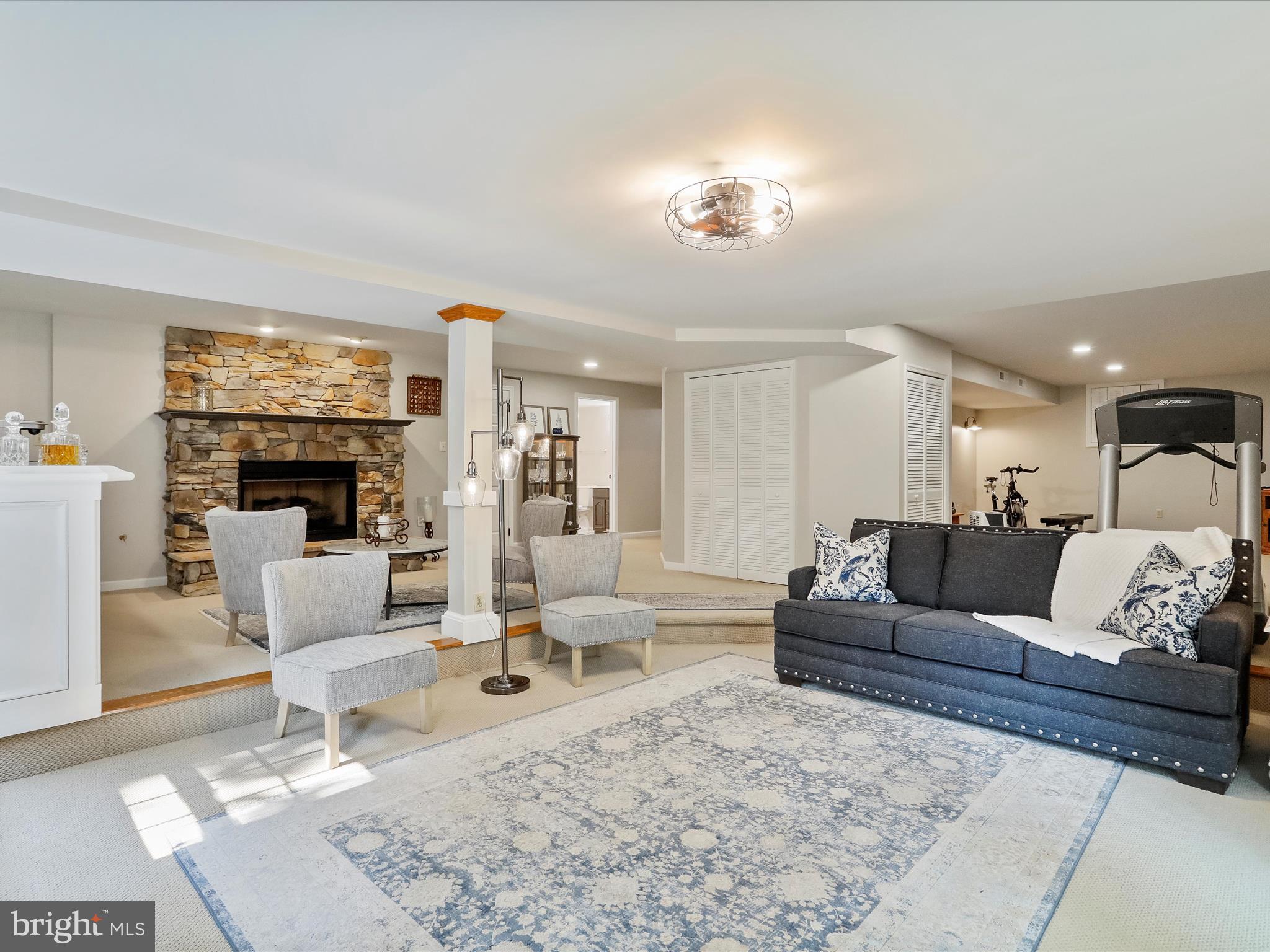 SOUTH HILLS - Residential