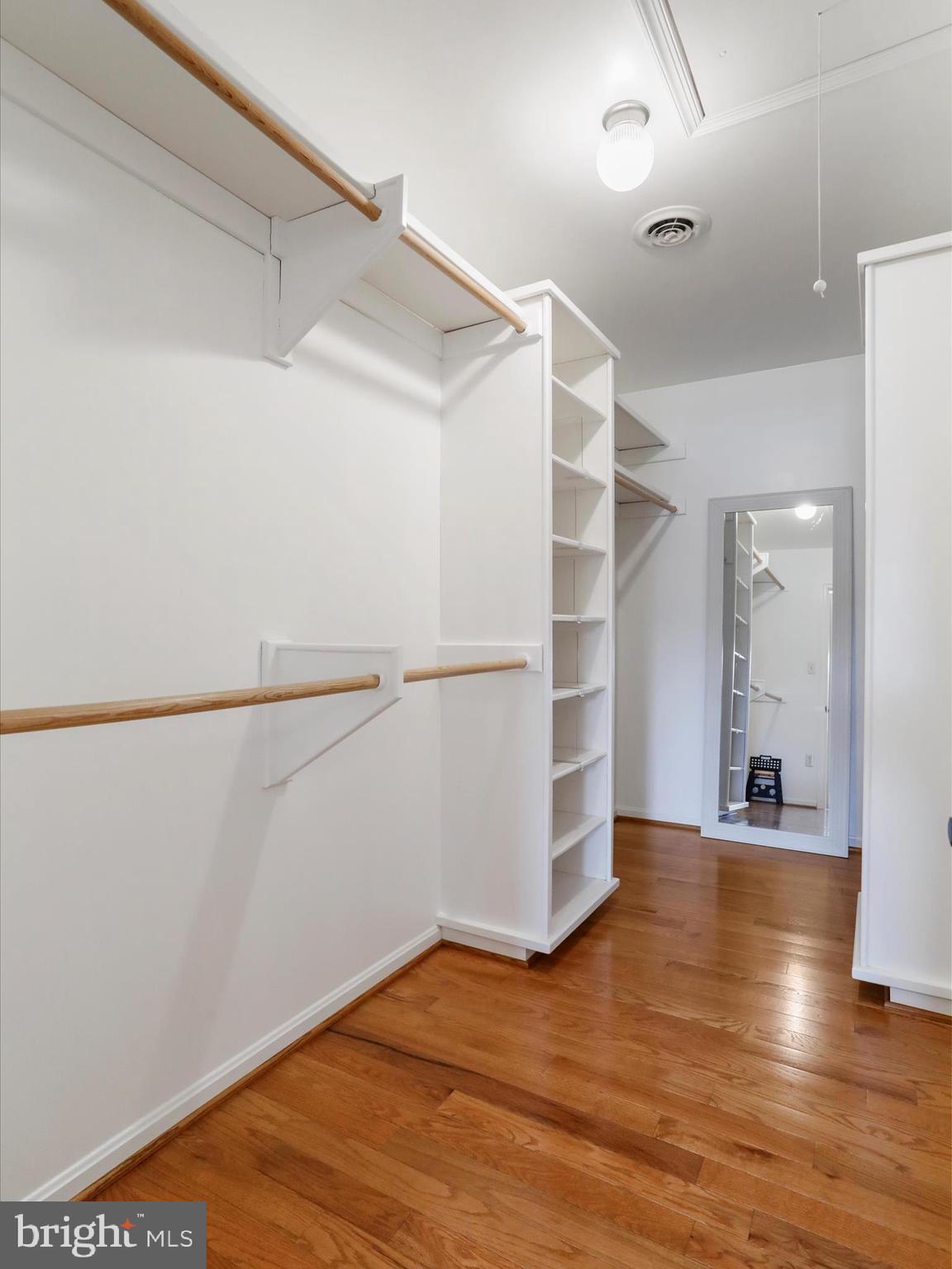 SOUTH HILLS - Residential