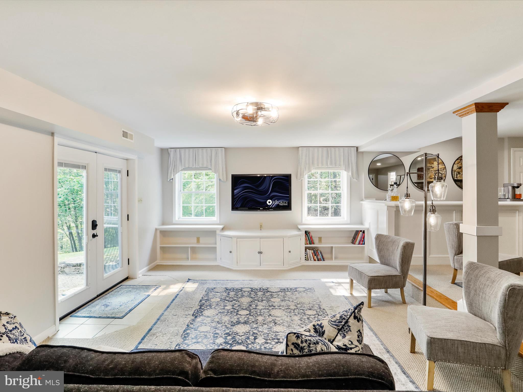 SOUTH HILLS - Residential