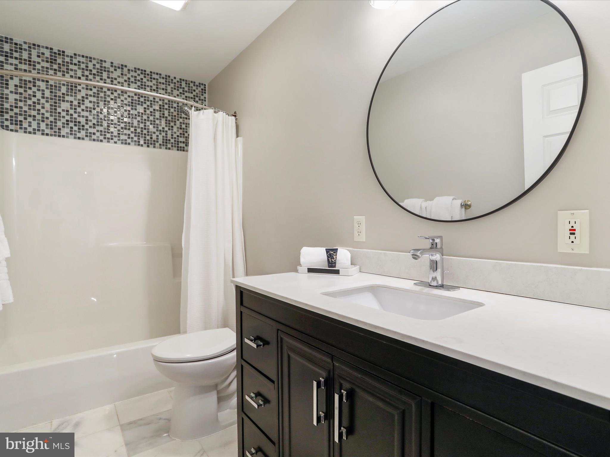 SOUTH HILLS - Residential