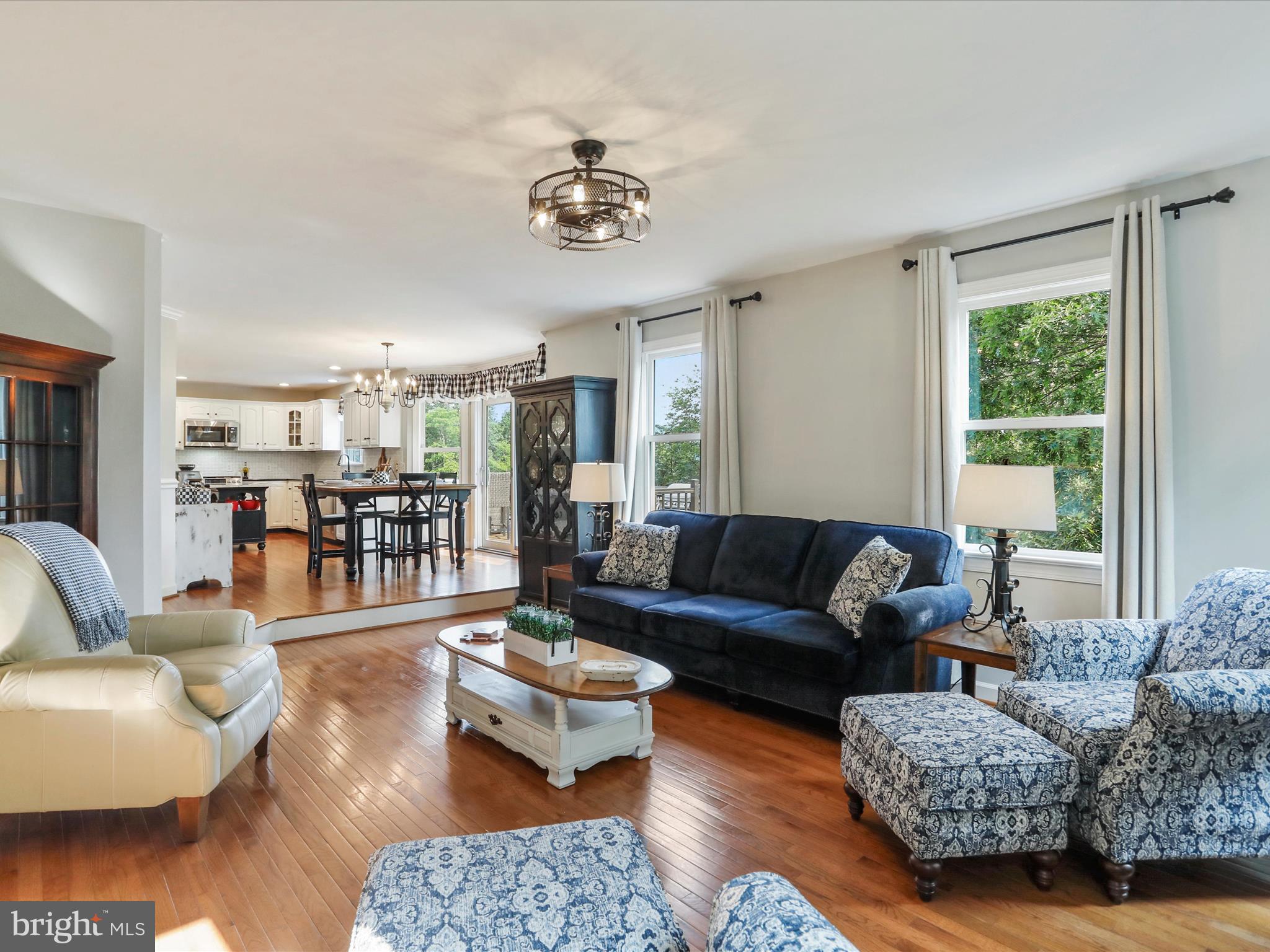 SOUTH HILLS - Residential