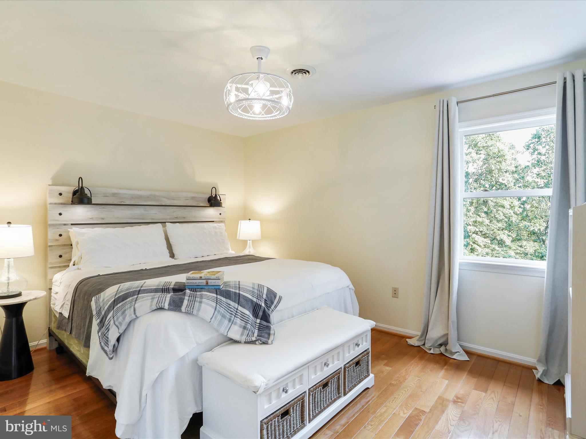 SOUTH HILLS - Residential