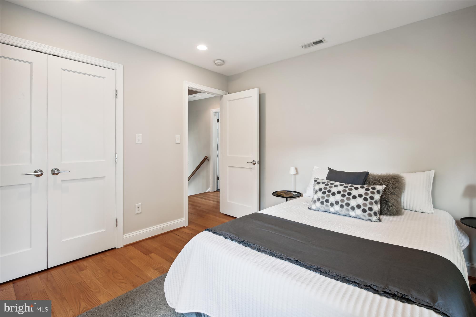 NORTH RIDGE - Residential