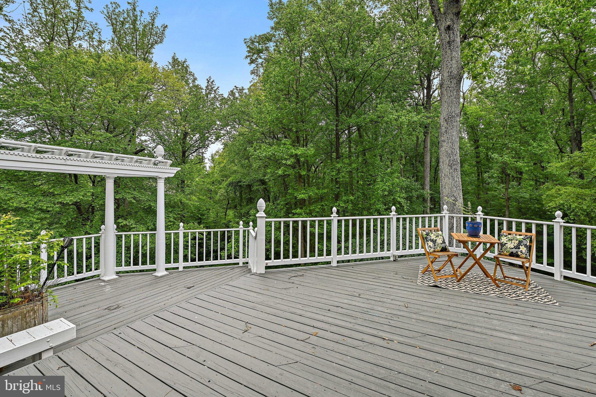 HIGHVIEW THREE - Residential