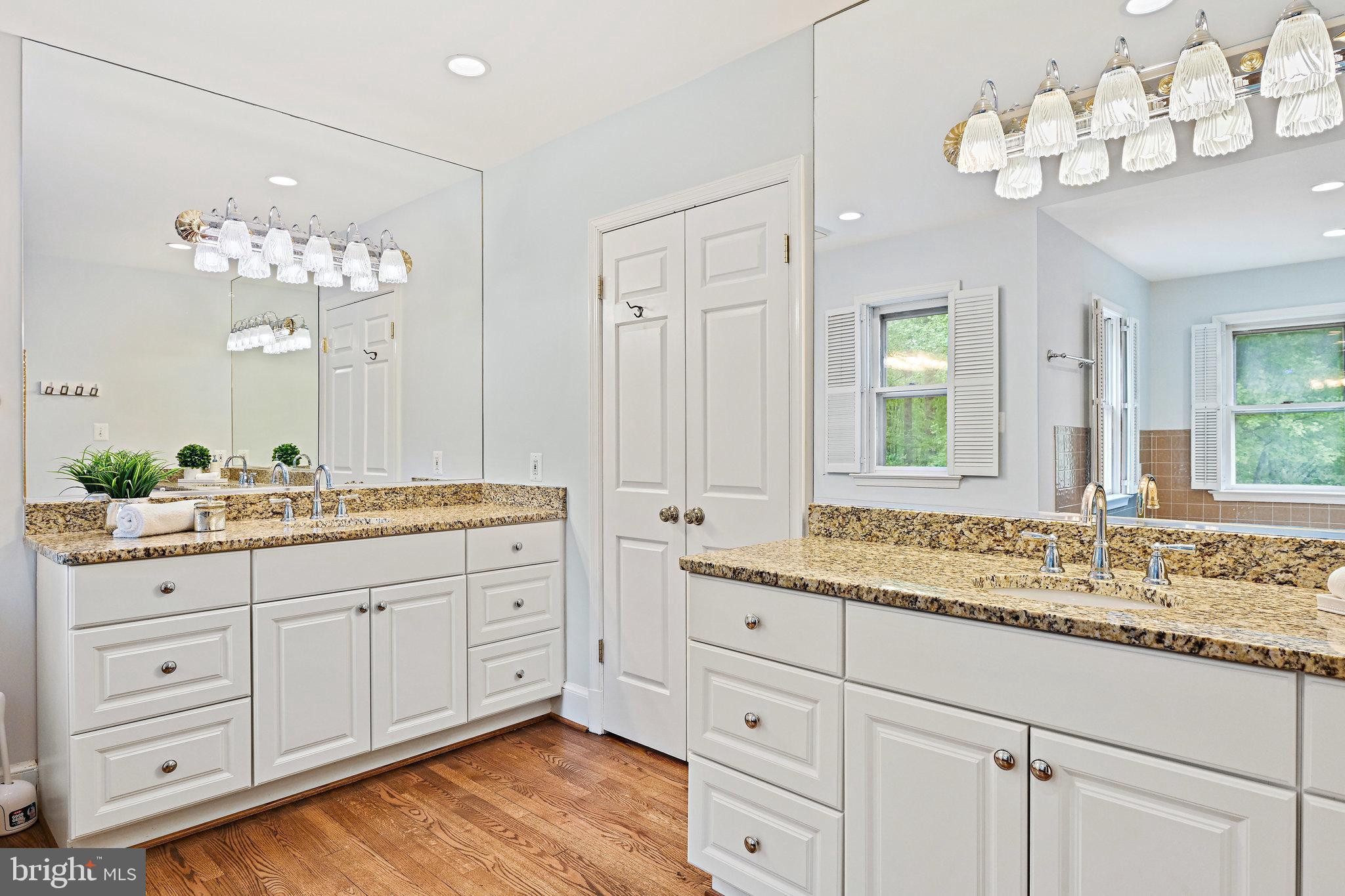 HIGHVIEW THREE - Residential