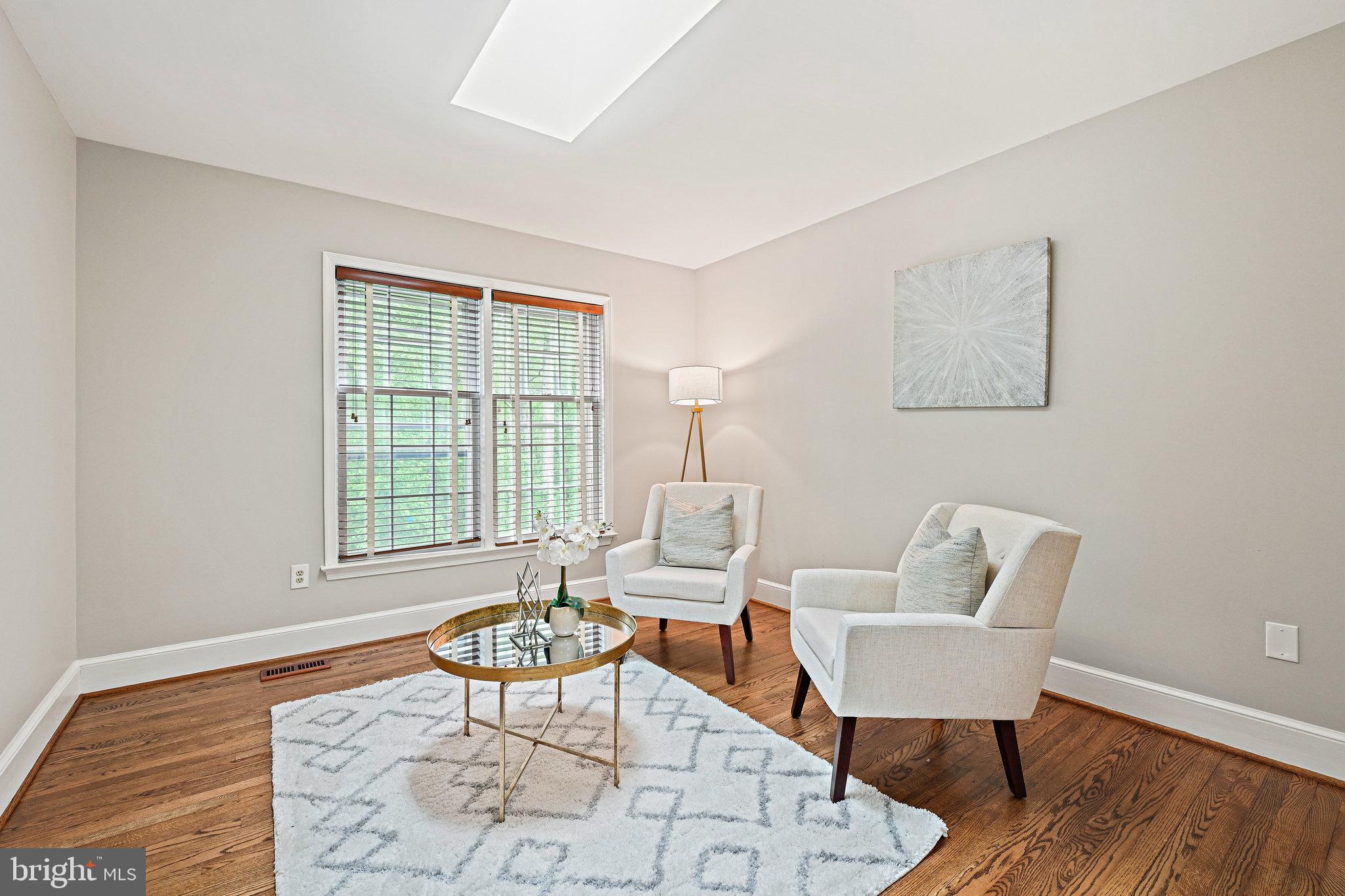 HIGHVIEW THREE - Residential