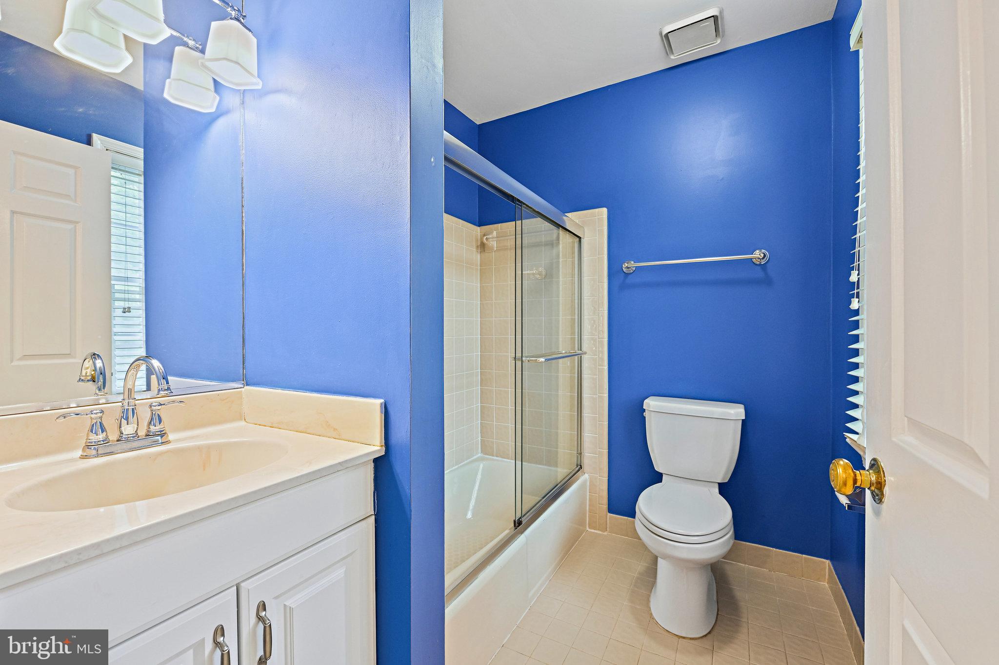 HIGHVIEW THREE - Residential