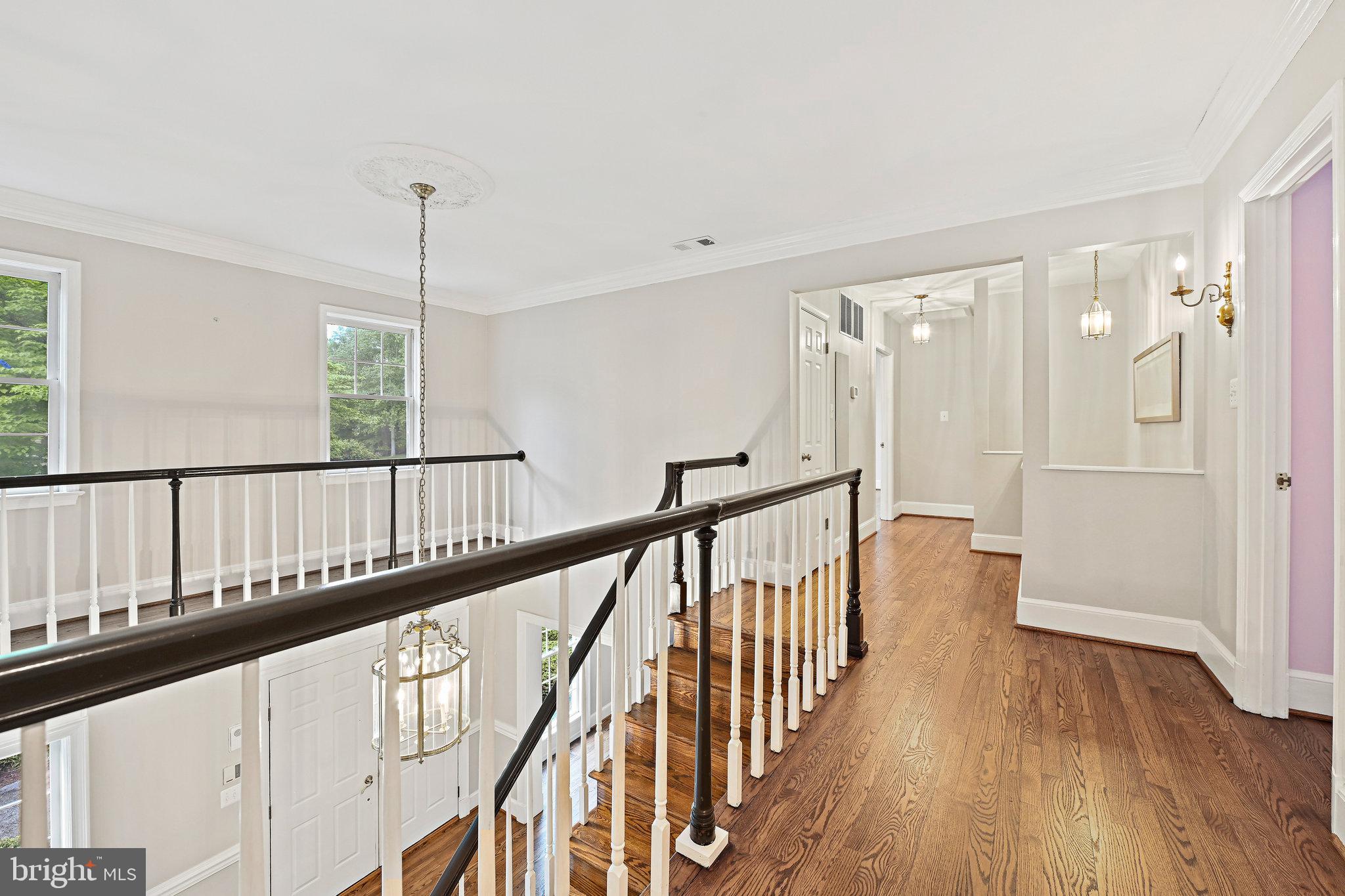 HIGHVIEW THREE - Residential