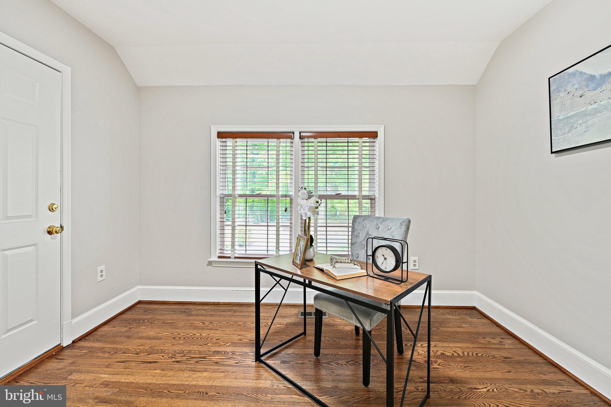 HIGHVIEW THREE - Residential