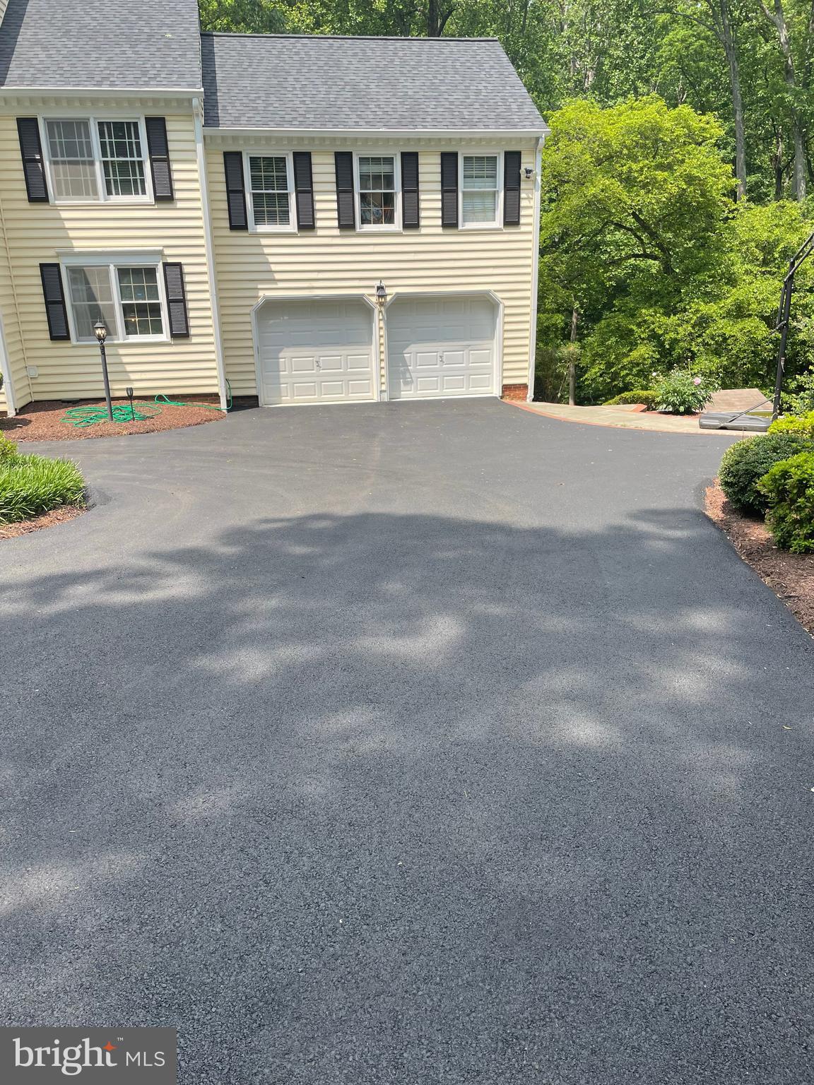 HIGHVIEW THREE - Residential