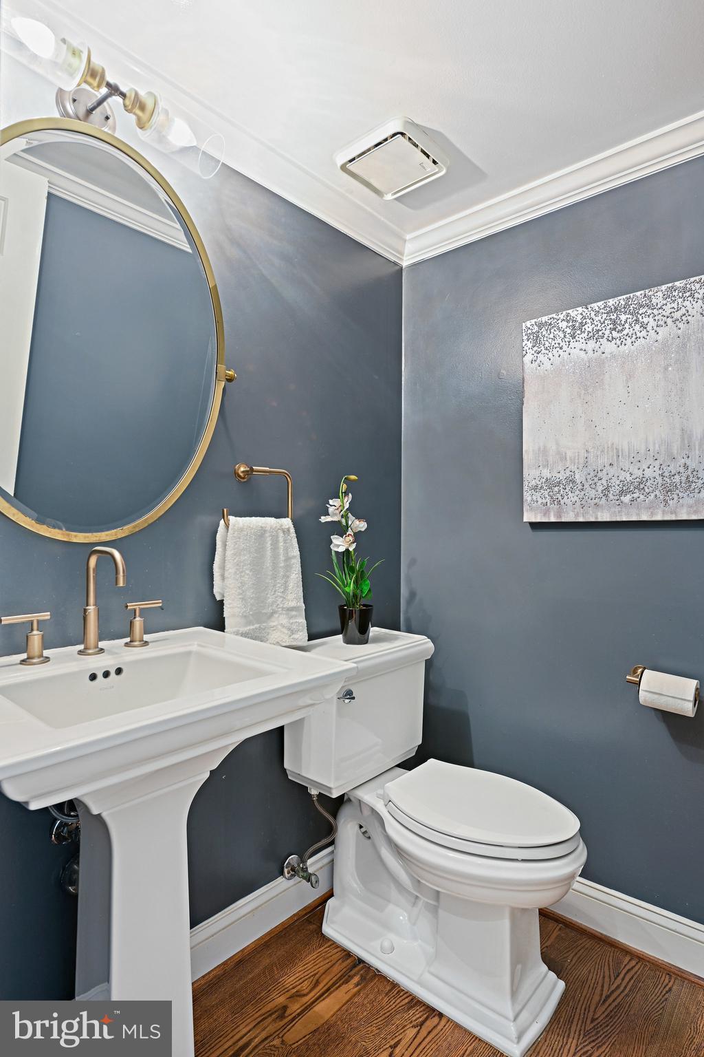 HIGHVIEW THREE - Residential