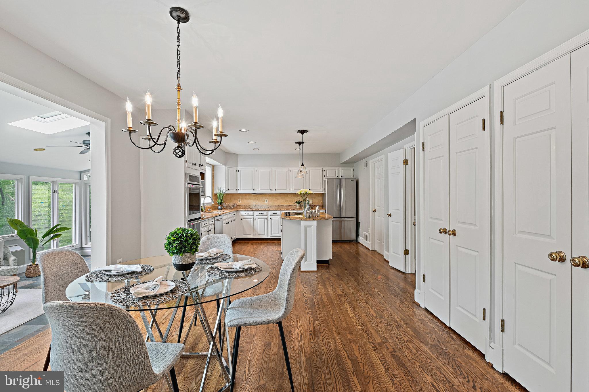 HIGHVIEW THREE - Residential