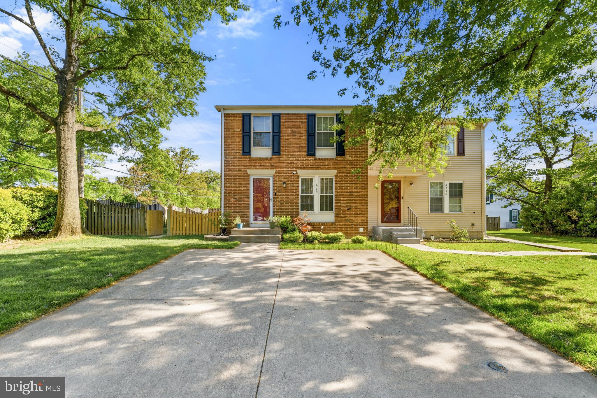 INDIAN CREEK VILLAGE - Residential