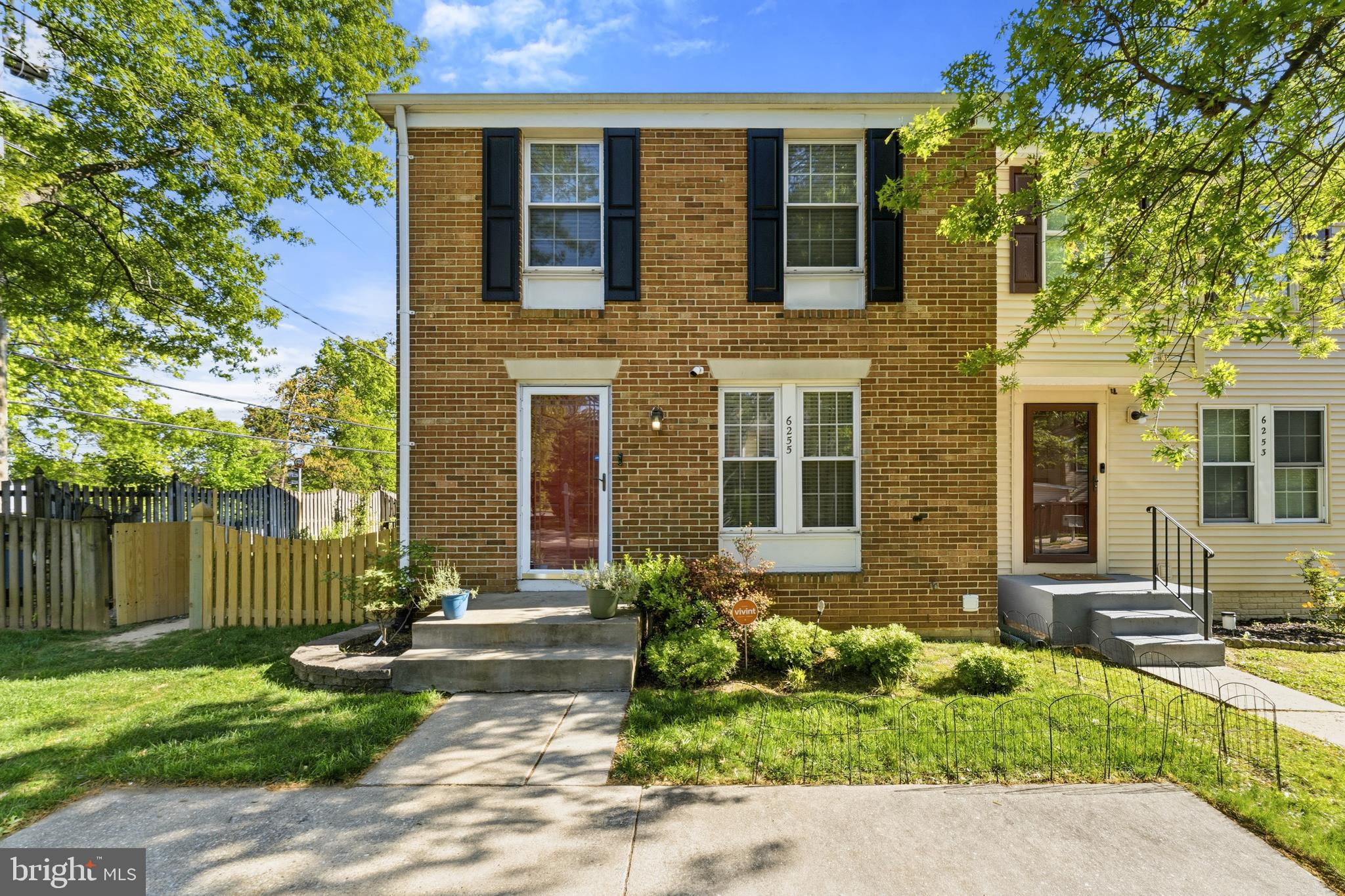 INDIAN CREEK VILLAGE - Residential