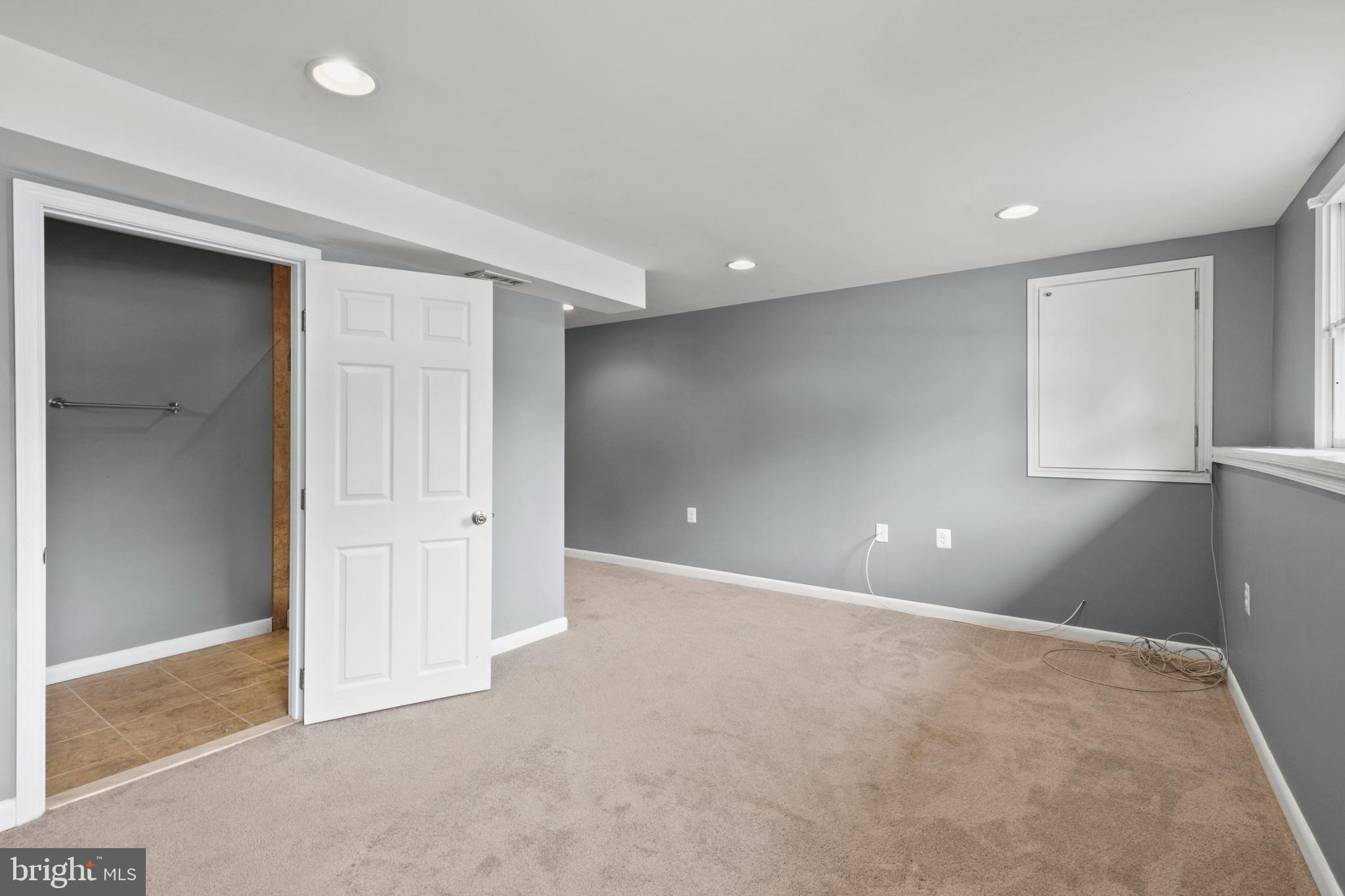 PARLIAMENT RIDGE - Residential