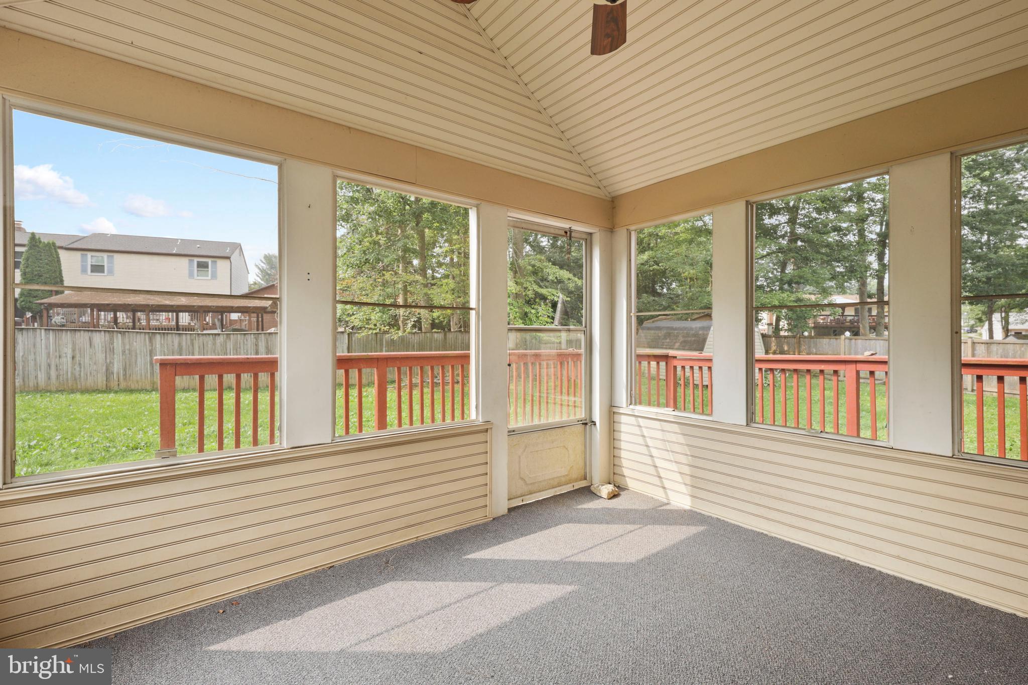 PARLIAMENT RIDGE - Residential