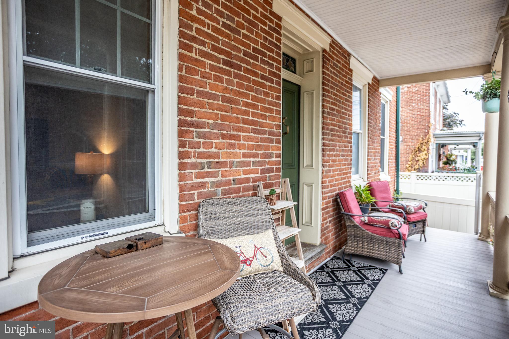 118 E MAIN STREET