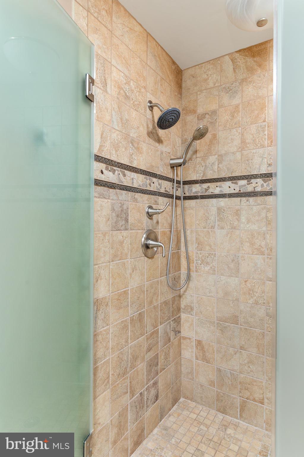 ASHBURN FARM - Residential