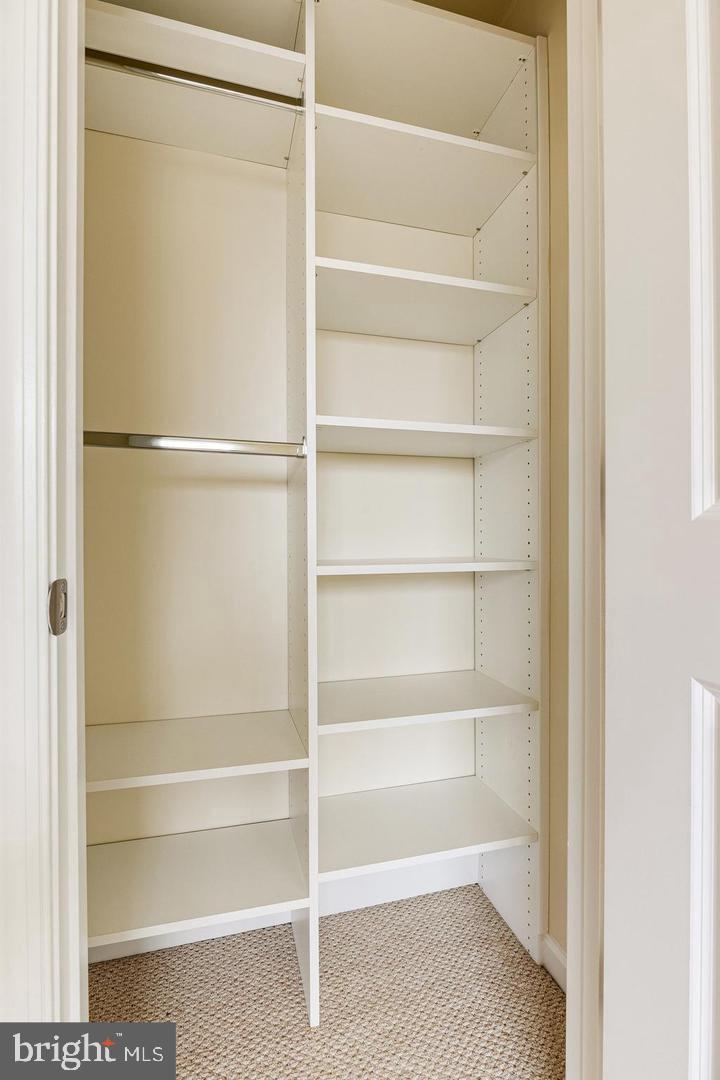 EAST GATE - Residential Lease