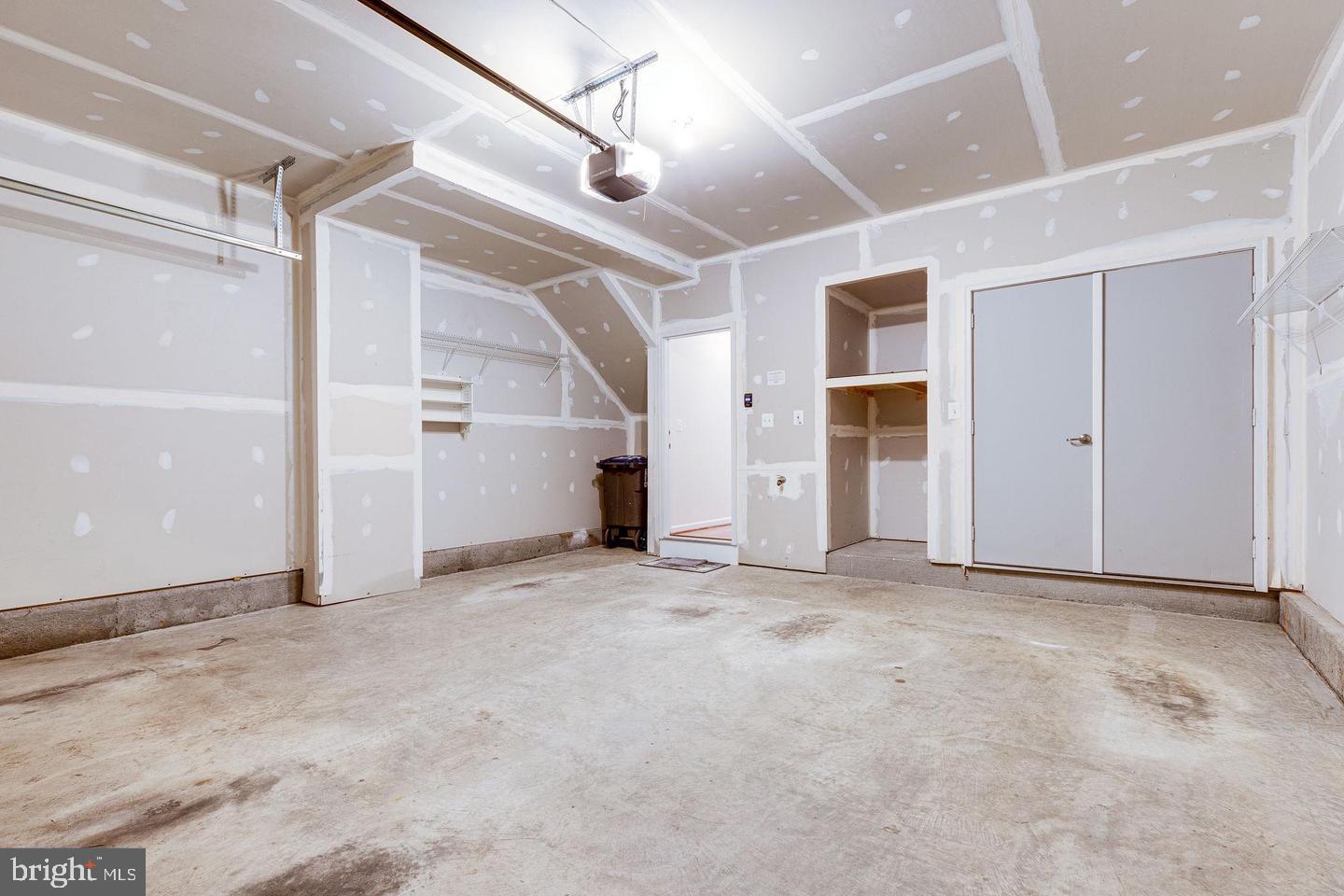 EAST GATE - Residential Lease